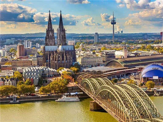 <a style='color:#268bd1;cursor:pointer;' href='/munihei.html'><a style='color:#268bd1;cursor:pointer;' href='/munihei.html'>德國慕尼黑</a></a>購物攻略:眼花繚亂的商品等你來拿 德國慕尼黑購物攻略:眼花繚亂的商品等你來拿